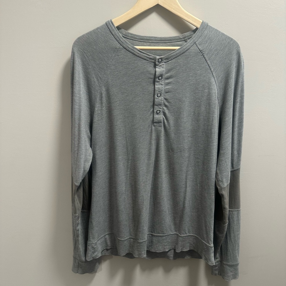 Lululemon 1/4 Button Down Long Sleeve
